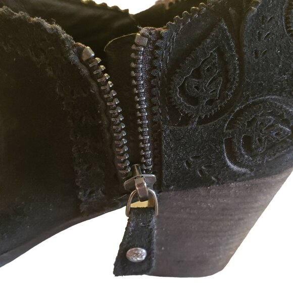 Nurture booties size 8.5US black suede Leather - Picture 7 of 11